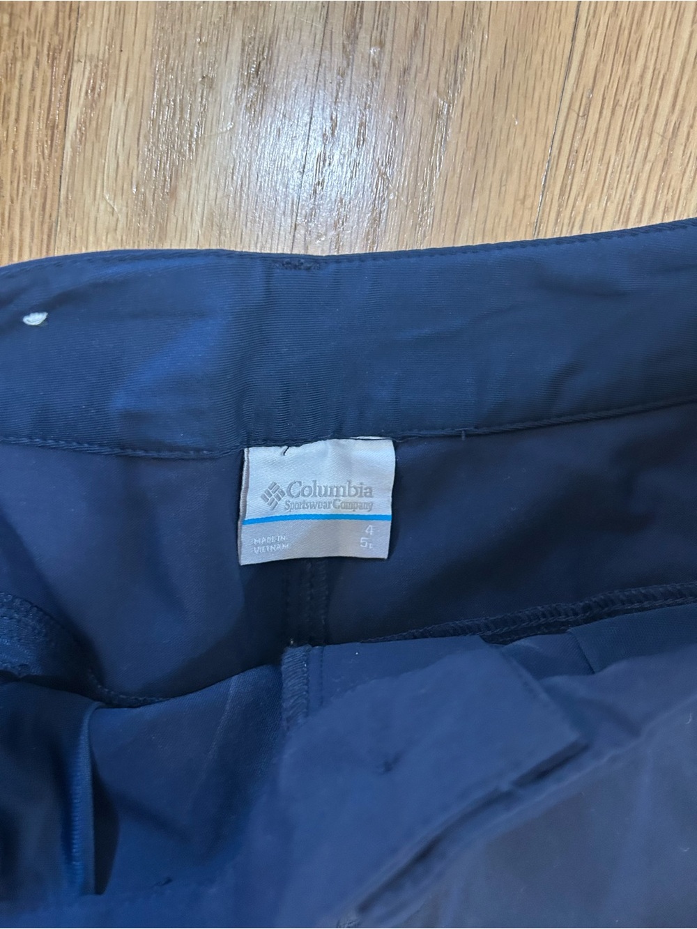 Columbia Silver Utility Short - Picture 4 of 4